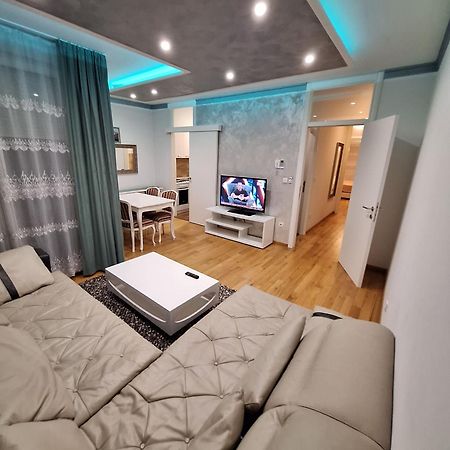 Elegantna Oaza Apartment Banja Luka Buitenkant foto