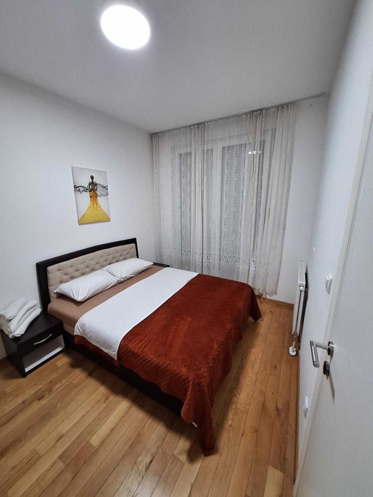 Elegantna Oaza Apartment Banja Luka Buitenkant foto