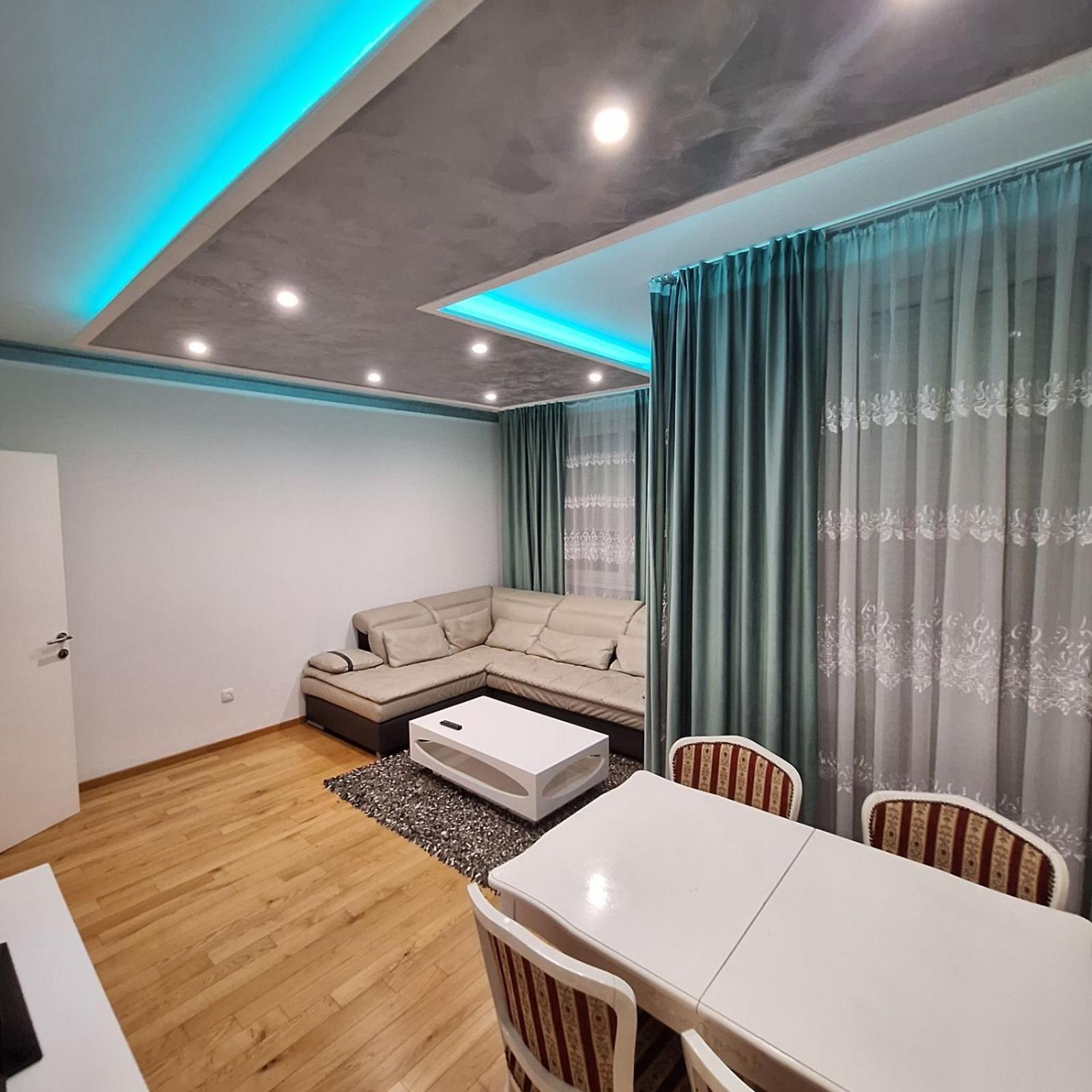 Elegantna Oaza Apartment Banja Luka Buitenkant foto